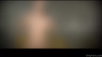 aalliss juicy babe striptease dances