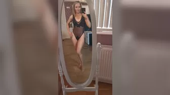 Mistress Courtney aka misscourtneym onlyfans beautiful bitch jerks off with an unusual device