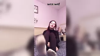 Please Rub my Feet (JOI Countdown) Xo_popsisapeachxo_720p