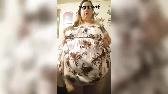SSBBW with Big Ass Dances in Thong_leahloolabelle_720p