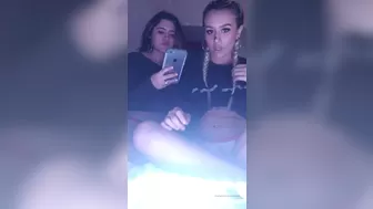 Anaconda Noire onlyfans has both slits