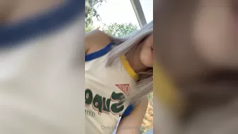 evaelfie attractive blonde fucking herself with fingers