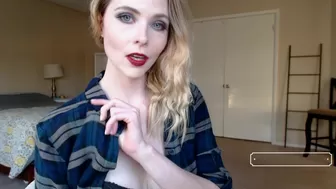 Miss Bellerose onlyfans shows her pussy on the chair