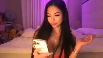 lexivixi hot bitch sucks dildos