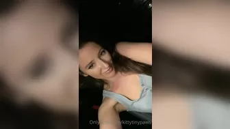 kittytinypaws cool skinny rubs her lips sex