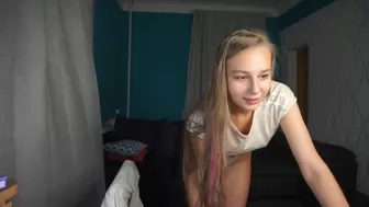 Dainty_bit Cool lady
