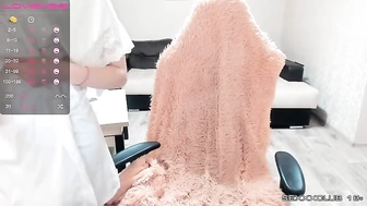 Vasillisa показала свою красивую розовую киску