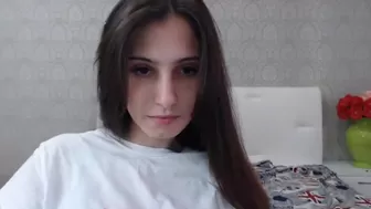 ghostyboo gorgeous babe dancing striptease