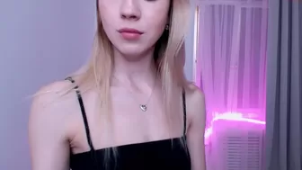 emmi_rosee full length striptease