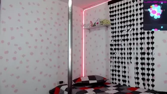 emma18xx_ sweet slut