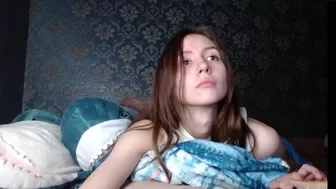 valents_cherry online show January 2020