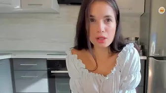 2tips charming bitch shows breasts