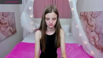 mariella_seen wonderful quinit pushes fingers