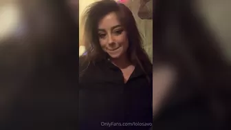 juicyjade9 busty chick caresses big nipples