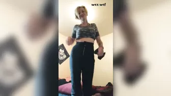 Sexy Fun Striptease_Kinkybitches69_1080p