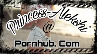 Sri Lankan Hide Cam සුදු නංගි ඇදුම් මාරු කරනවා කොල්ලා හොරෙන් වීඩියෝ කරලා_Princess Alekshi_720p