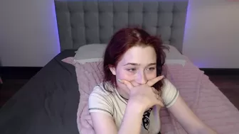 ur_melody crazy queen gently pulls the vagina
