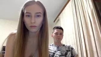 naydimeny Wet fingering with very beautiful lips