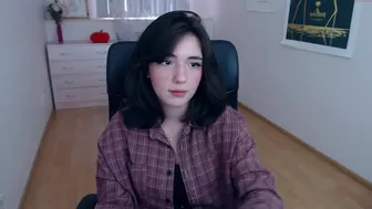 nani_kim wonderful caret caresses shaved holes