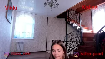 misss_vikki bitch shows small tits
