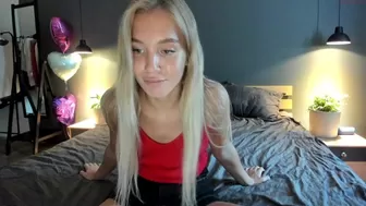 lana_in_wonderland pretty cream lotion pussy