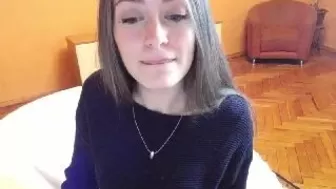 karen_blake test curly shy in fries