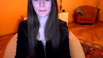 karen_blake cute bitch shows off her gorgeous body