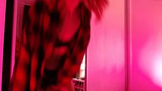 jerico_and_kelciemonaci cute baby fucks herself with black dildo fingers