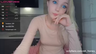 oh_honey_ front seat thinks