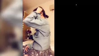 Amateur with Perfect Ass Twerking Ft. Bad Bunny_LolitasStar_720p