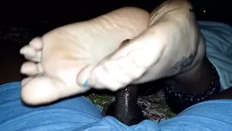 Big Girl Sexy Feet_RNBTHUG27_720p