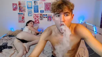 showyourmoney toy cum close-up on bongacams