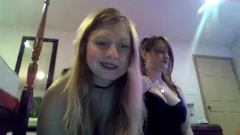 scartit orgasm pleasure with little cam cute girl