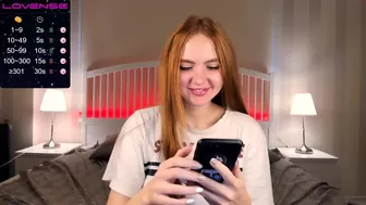 givemeemoree new sex cam model shows pussy