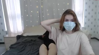 funny_t1me cam horny babe is played with black lips