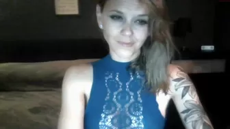 luxuryfeet35 big sexy bitch is flowing on the bed