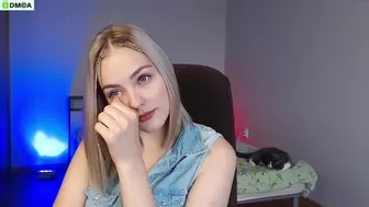 jscarlett wet web slut plays with clit2022 webcam