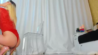 jeyssy69 the shrew is naughty with a vibrator