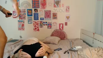 hizgi sexy hottie fucks both holes