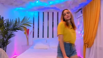 diana_noith fiercely jerking off her fat pussy