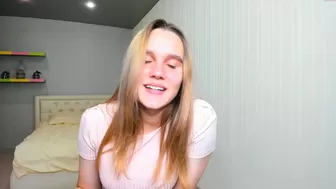 diana_noith adorable baby communicates in  private