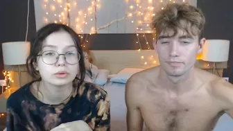 cyberzaesthetic cute  cam girl  pulls pussy