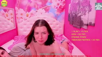 phill_n_sara desirable chick