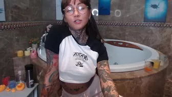 nickyneck two s on a two-way toy