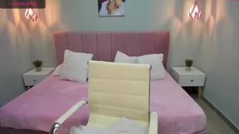 im_nicol blonde passion rubbing  both holes