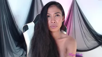 mayababe1411 lustful slut fucks her pussy with a phallus