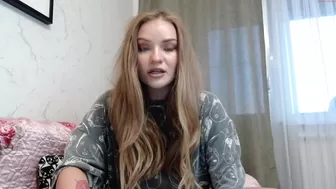 malbontess pregnant cam show masturbation
