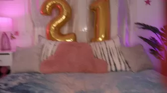 blondiekayy february 2022