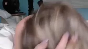 theaphrodite busty slut brings herself to squirt