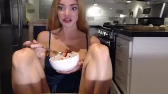 nikiskyler naked cam princess wet pussy play